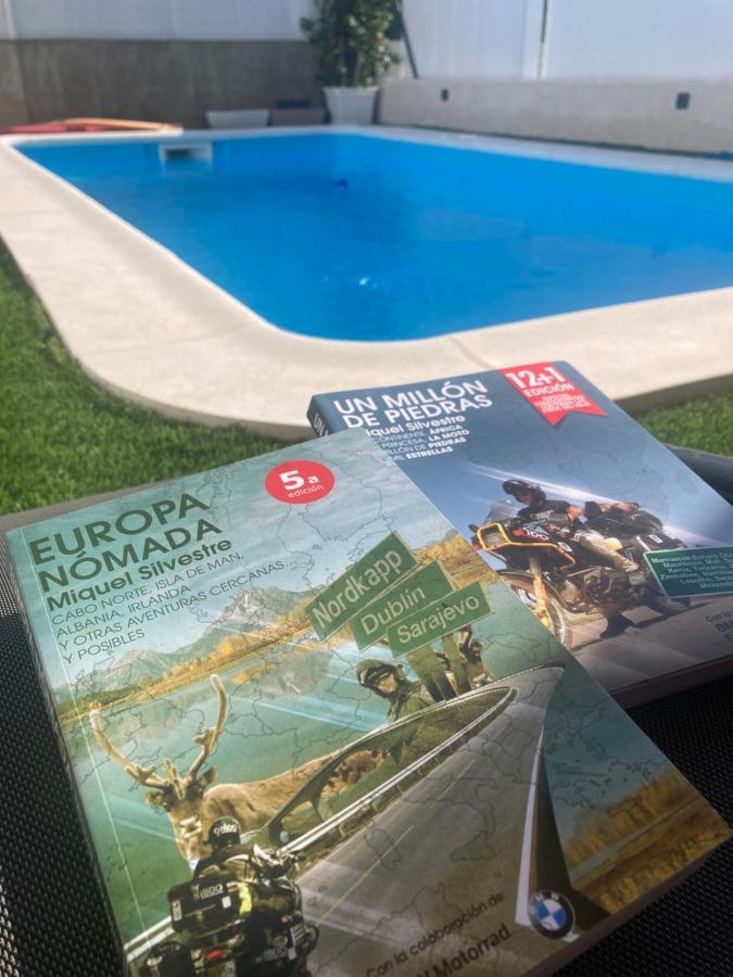 Con Piscina Ferienhaus